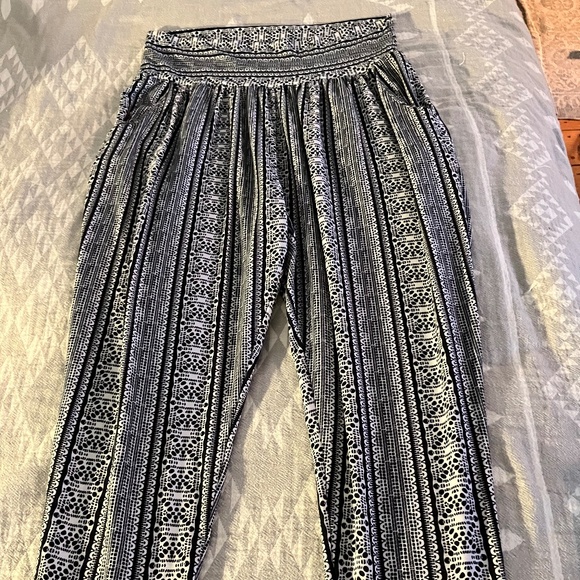 Prana Relaxed Fit Yoga Pants - Picture 1 of 7